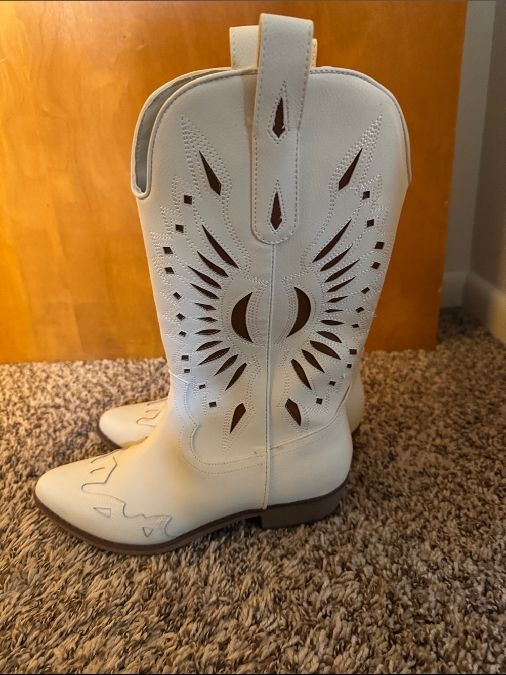Coconuts by Matisse Cream Western Cutout Cowboy Boots
